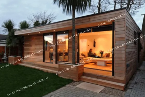 CASA MADERA MODELO MODERNO