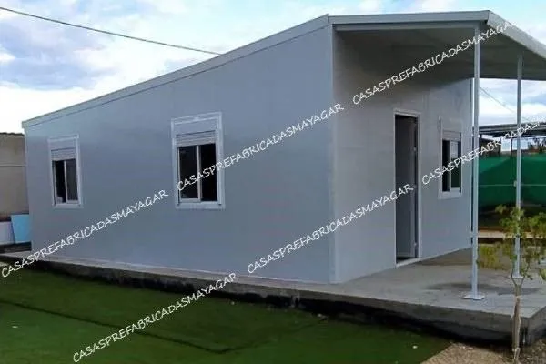 CASA SANDWICH  MODELO DOS HERMANAS 215
