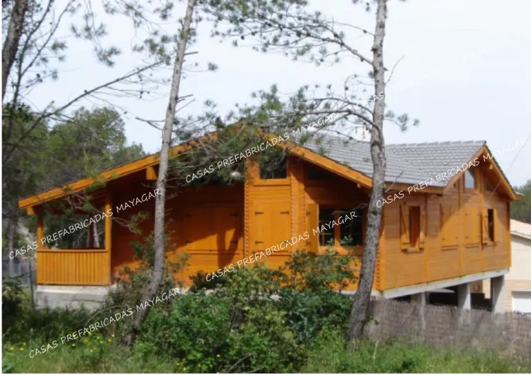 CASA MADERA MODELO ALASKA 127