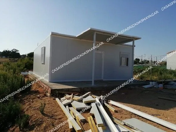 CASA SANDWICH MODELO ARAHAL 271
