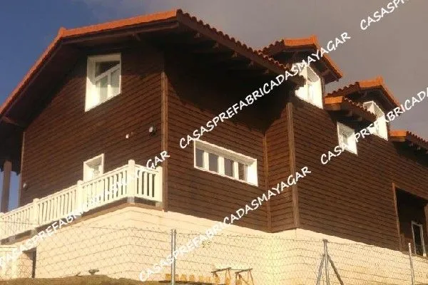 CASA DE MADERA MODELO CASTROPOL