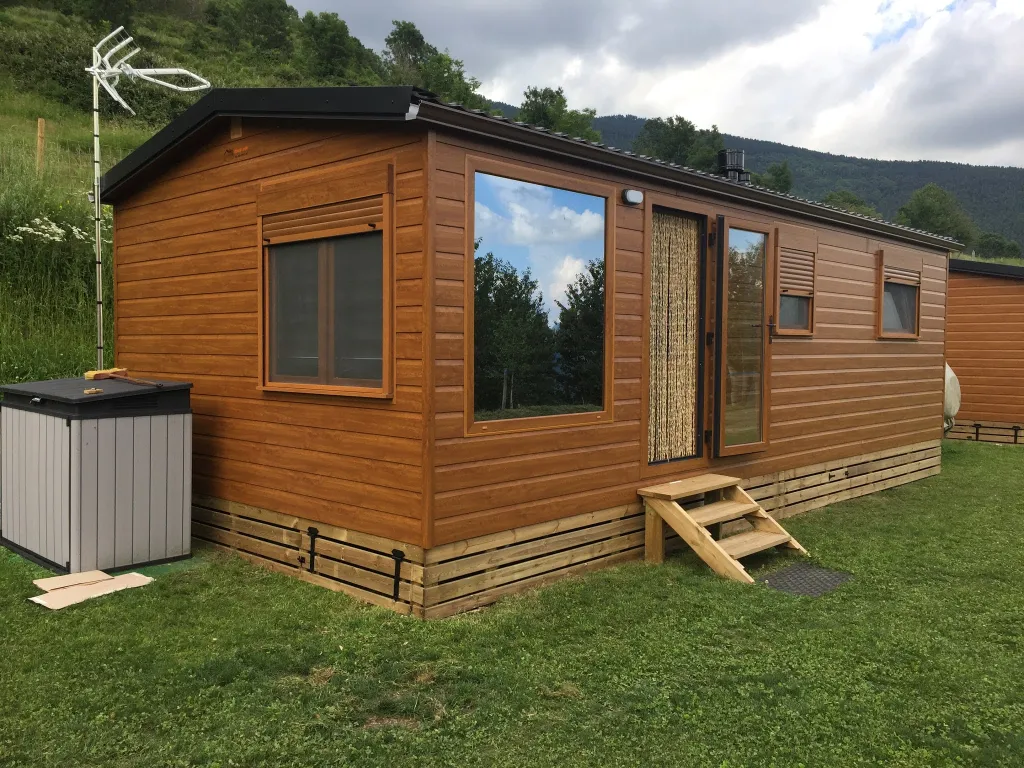 MOBIL HOMES VinyPlus Shiplap